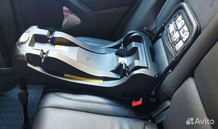Детское автокресло Welldon Diadem isofix