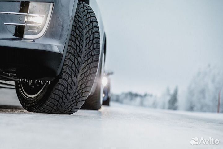 Nokian Tyres Hakkapeliitta R3 235/55 R17 112