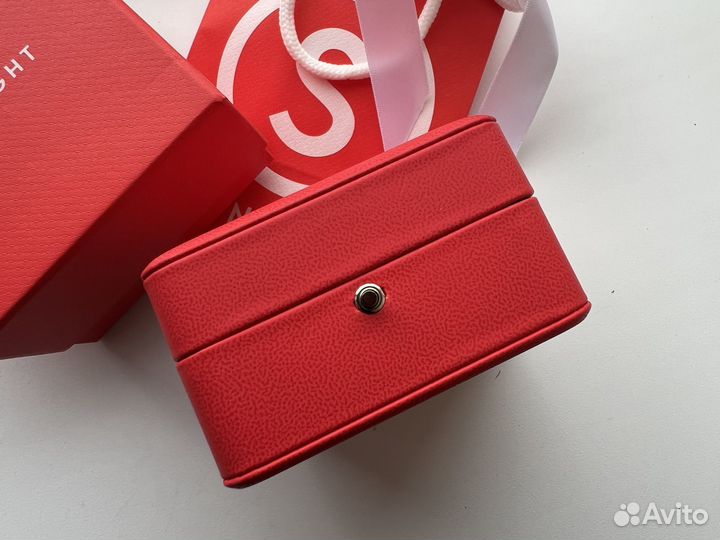 Коробки пакеты подарочные пакетом