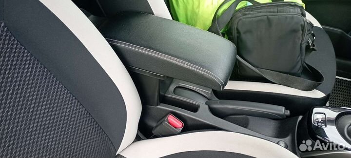 Подлокотник nissan note