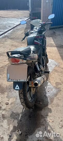 Мотоцикл стеллс sb200