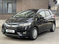 Honda Fit 1.3 CVT, 2014, 194 000 км, с пробегом, цена 915 000 руб.