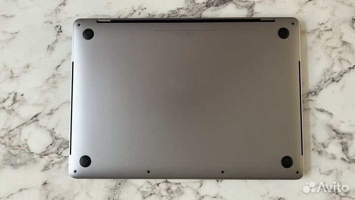 MacBook Pro (13-inch, 2017) Touch Bar