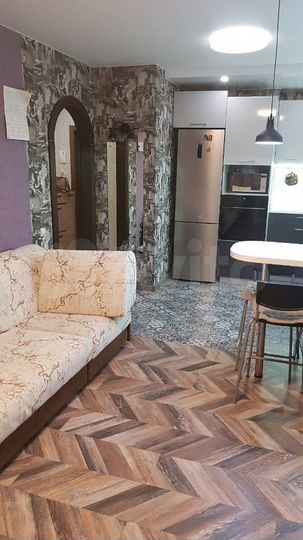 2-к. квартира, 50 м², 4/8 эт.