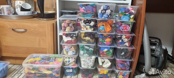 Шары в связи с закрытием магазина