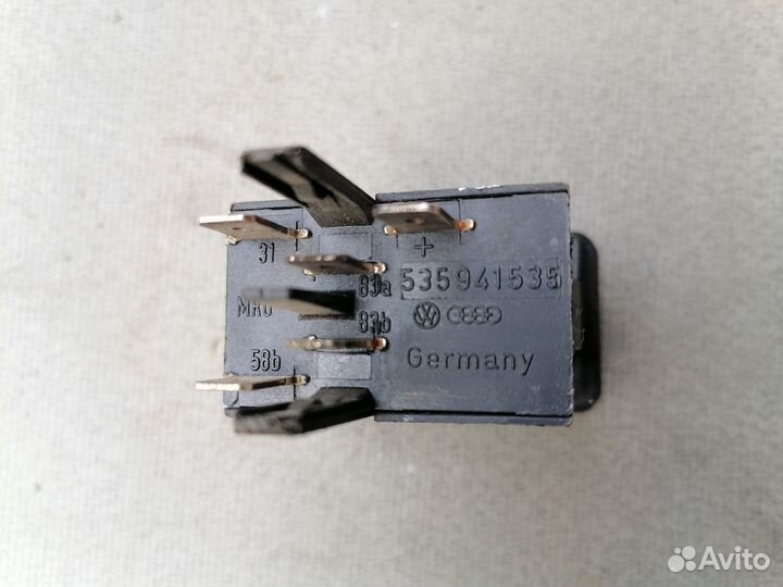 Кнопка противотуманки для VW Passat (B3) 1988-1993
