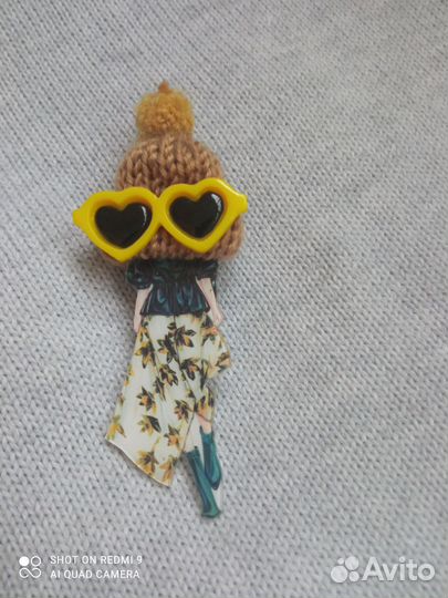 Брошь Значок Новый