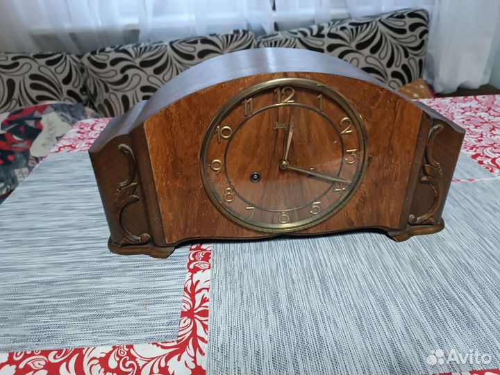 Часы каминные Junghans 60-e годы Германия