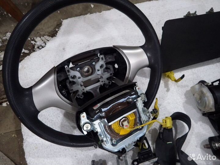 Honda Mobilio Spike система безопасности