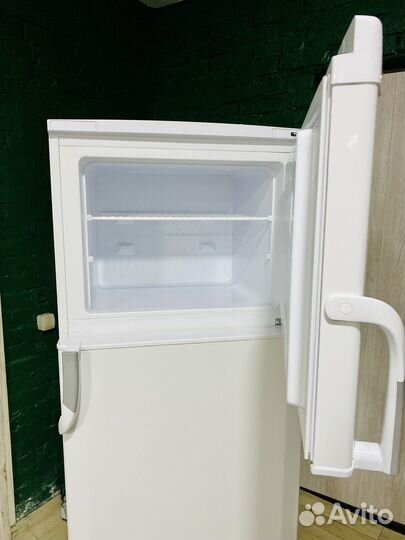 Холодильник идеальный 175см+доставка