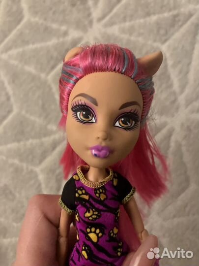 Кукла Монстер Хай Хоулин Вульф