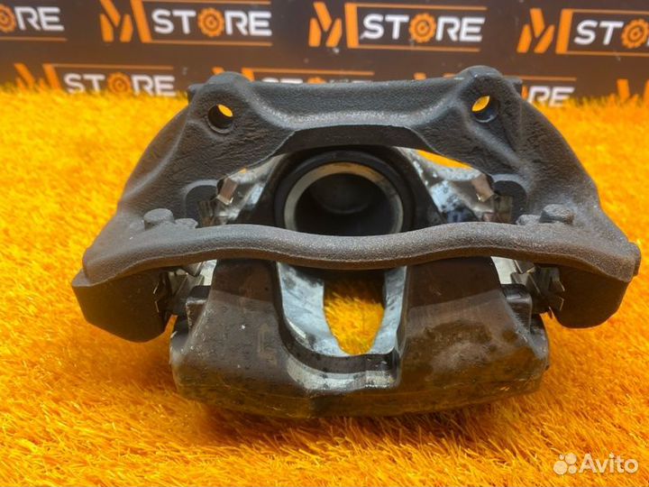 Суппорт передний правый Mercedes-Benz E-Class W211