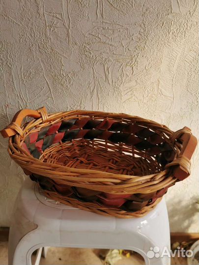 Корзина плетеная