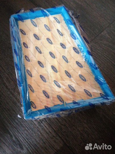 Продам фильтр воздушный на Рено Сценик 3