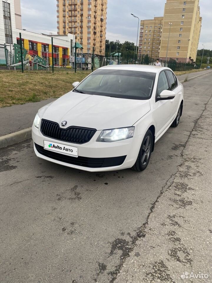 Автомобили Skoda Octavia в Пензе