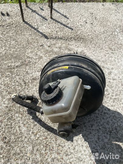 Вакумный усилитель тормозов е32