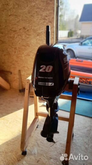 Продам лодочный мотор Suzuki DF20AS