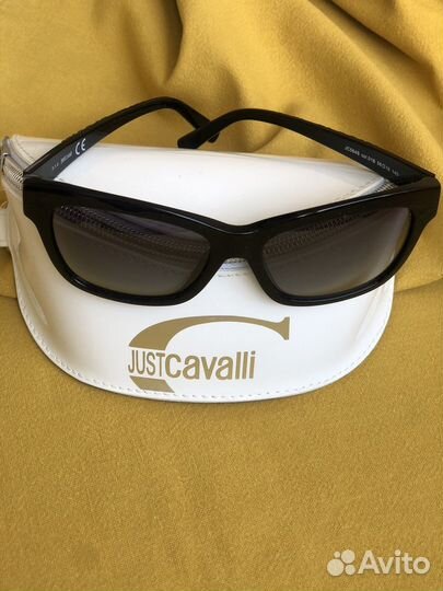 Солнцезащитные очки новые 5000