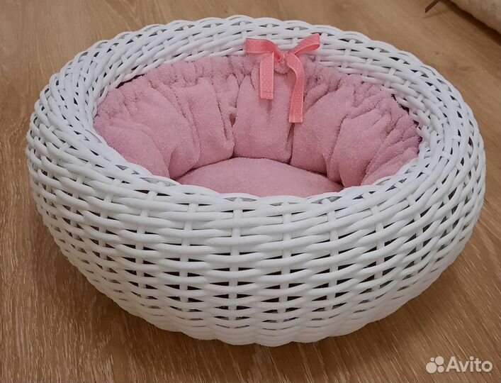 Лежанка для животных из ротанга