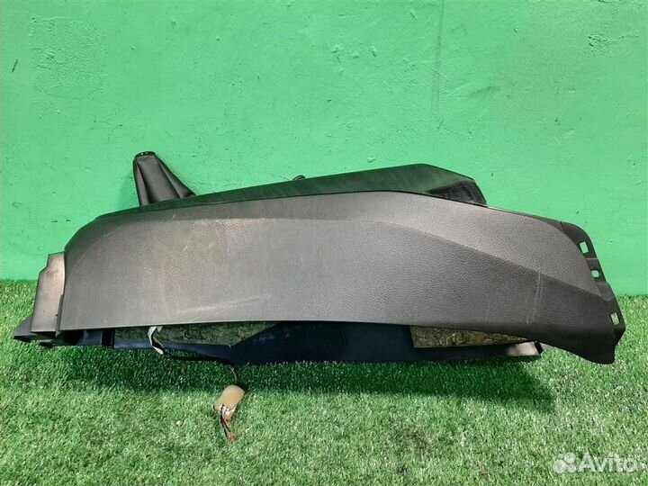 Консоль передняя часть Mitsubishi Lancer 9 2004