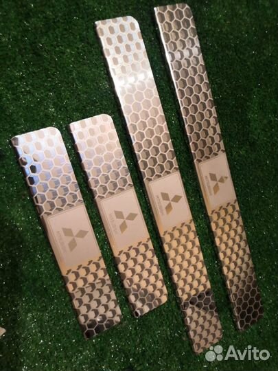 Накладки на пороги Mitsubishi ASX