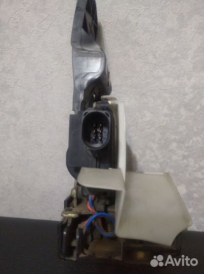 Замок двери фольксваген пассат