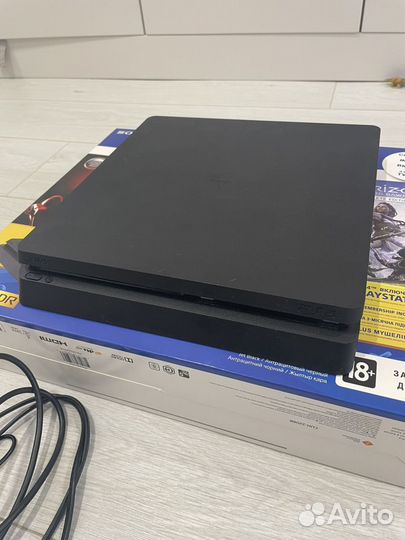 Sony PS4 slim 1tb