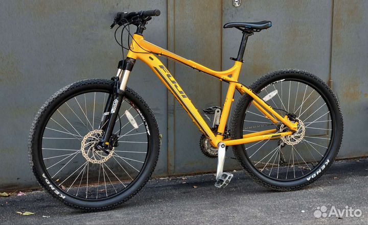 Велосипед Fuji Nevada 27.5 (Deore)