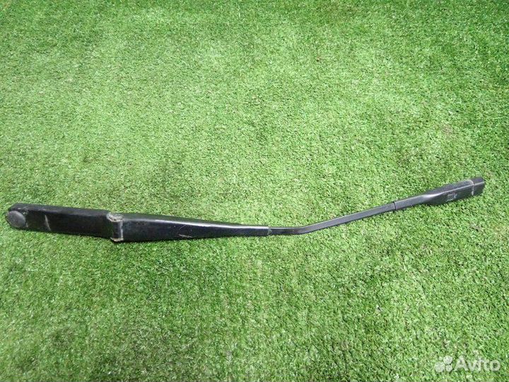 Поводок стеклоочистителя левый Audi A1 8X1 caxb