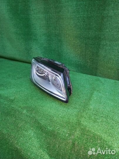 Фара правая ксенон Audi Q5 Рестайлинг