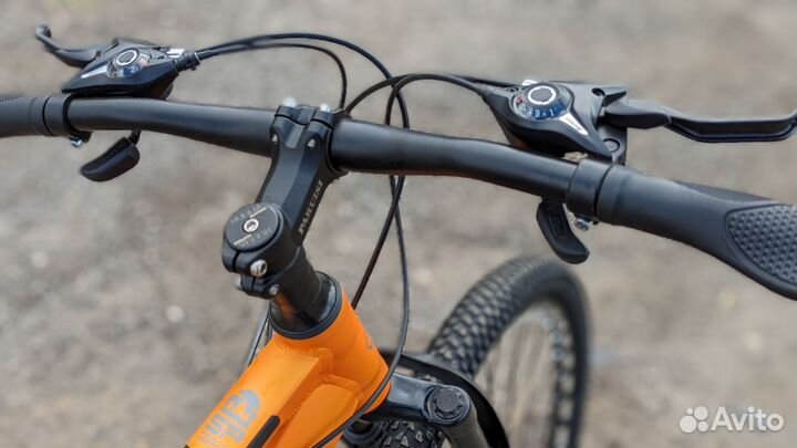 Велосипед алюминиевый новый горный скоростной 26r