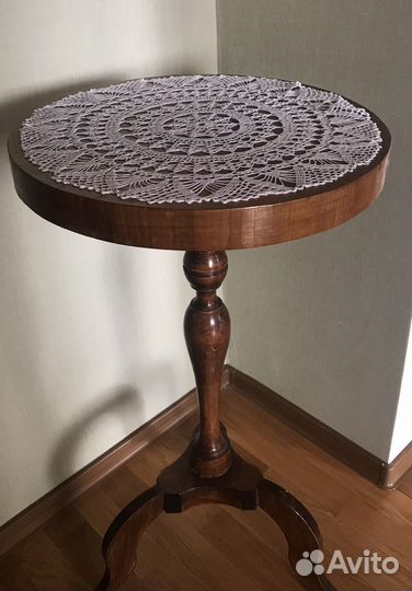 Салфетки 1. из хлопковых ниток, 2. из шелка