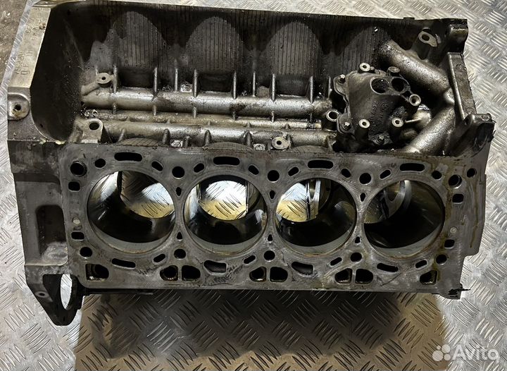 Блок цилиндров Задиры S63 BMW X5M E70 X6M E71