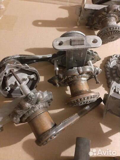 Замки и ручки дверные из СССР