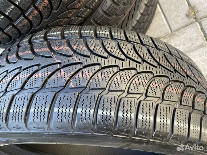 Bridgestone Blizzak LM-80 Evo 225/55 R18
