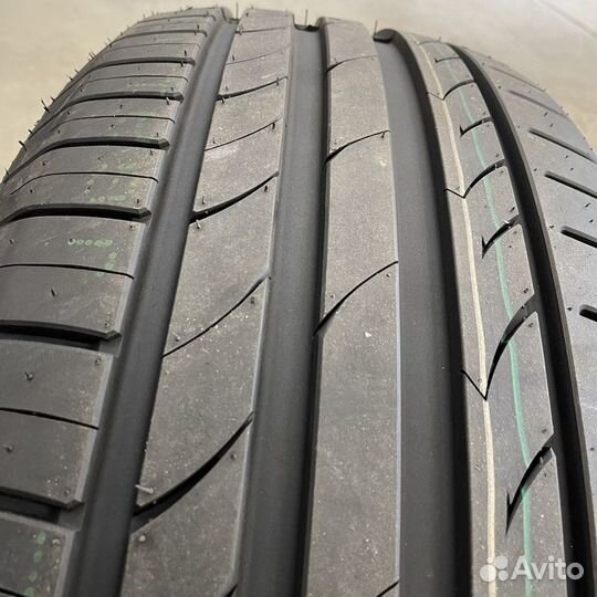 Tracmax X-Privilo TX3 215/55 R17 98W