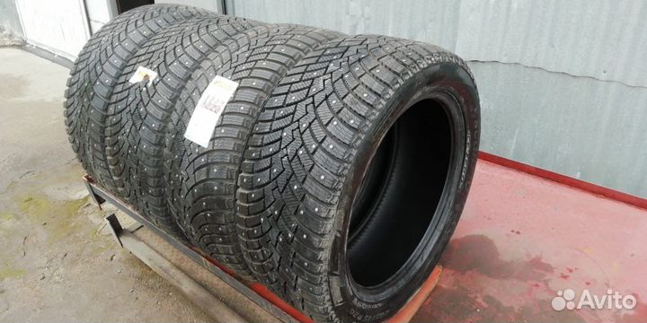Pirelli Winter Ice Zero 275/50 R21 113H