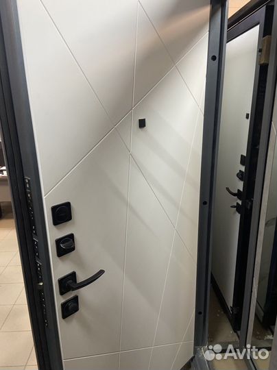 Дверь входная