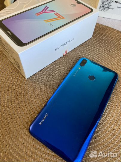 HUAWEI Y7, 2/16 ГБ