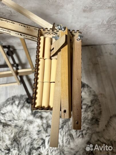 Станок для вышивания напольный