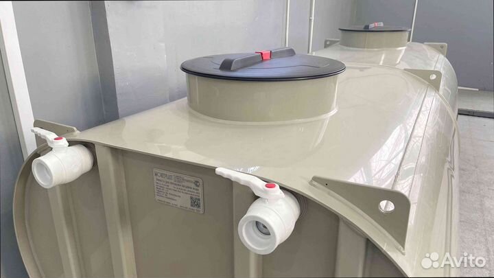 Цистерна бочка резервуар для перевозки воды