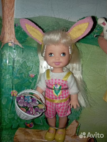 Barbie Kelly Easter Egg hunt Mattel