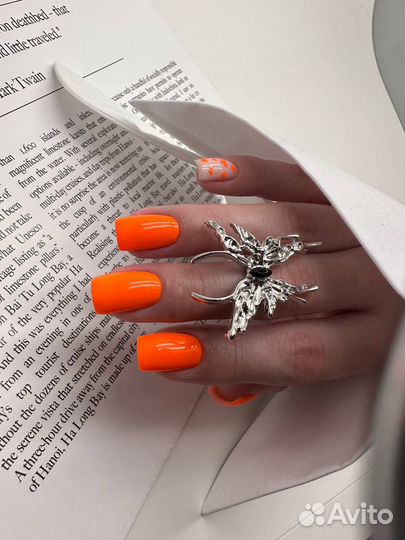 Мастер маникюра и педикюра