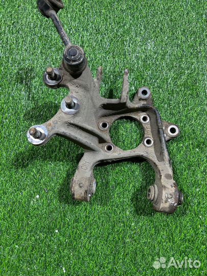 Кулак задний правый Kia Optima 4 JF