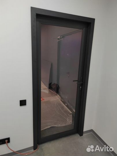 Раздвижные стеклянные двери