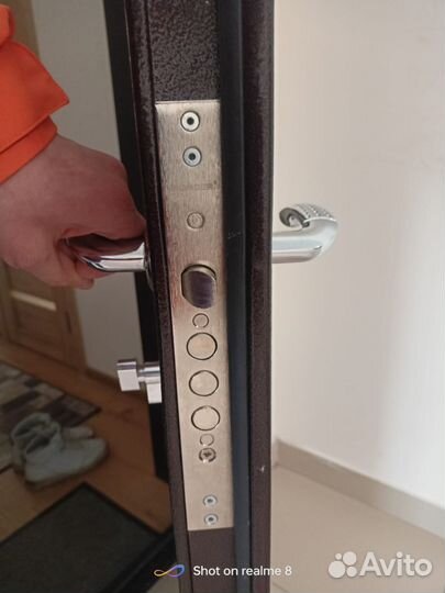 Вскрытие гаражей квартир авто, замена замков