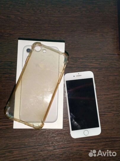 Телефон iPhone 7 128gb