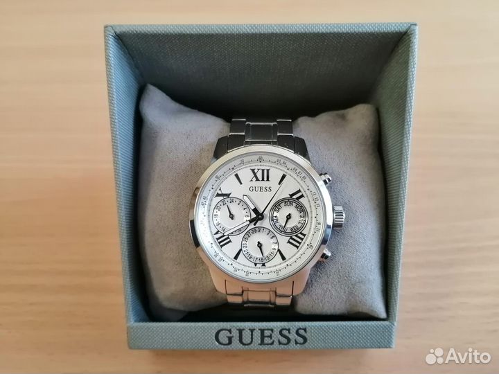 Часы Guess. Унисекс