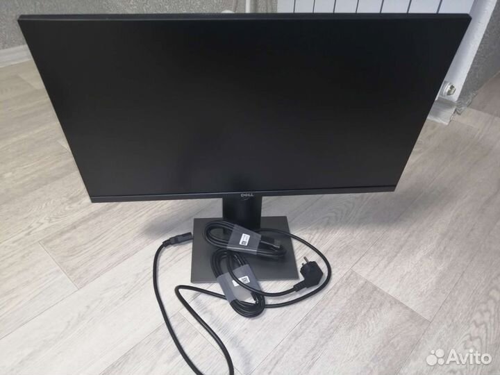 Монитор Dell 24