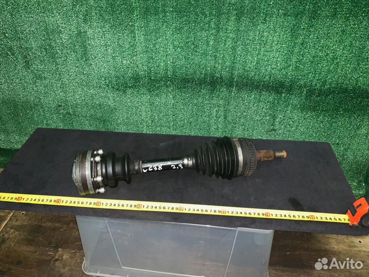 Привод / шрус Mercedes Benz Vito W638 2.3